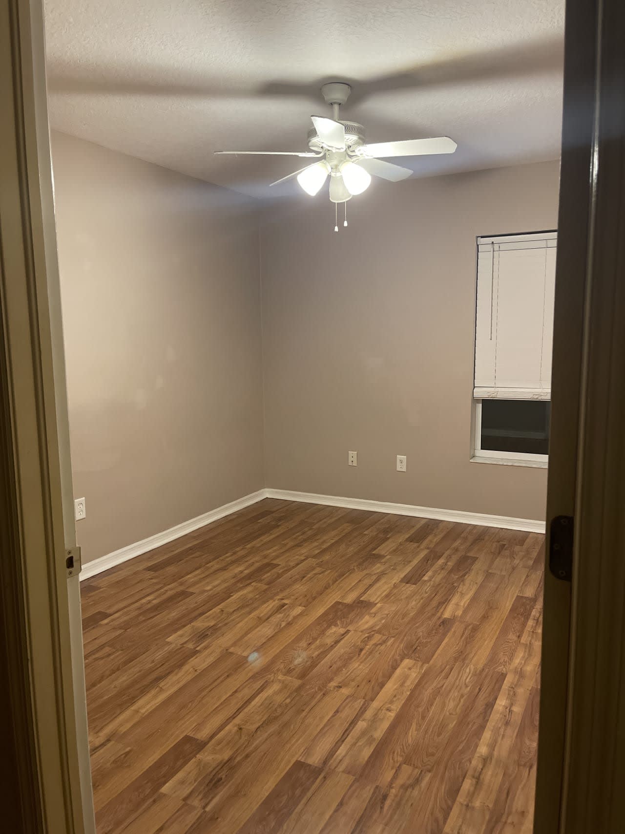 Profile photo 4 of 8