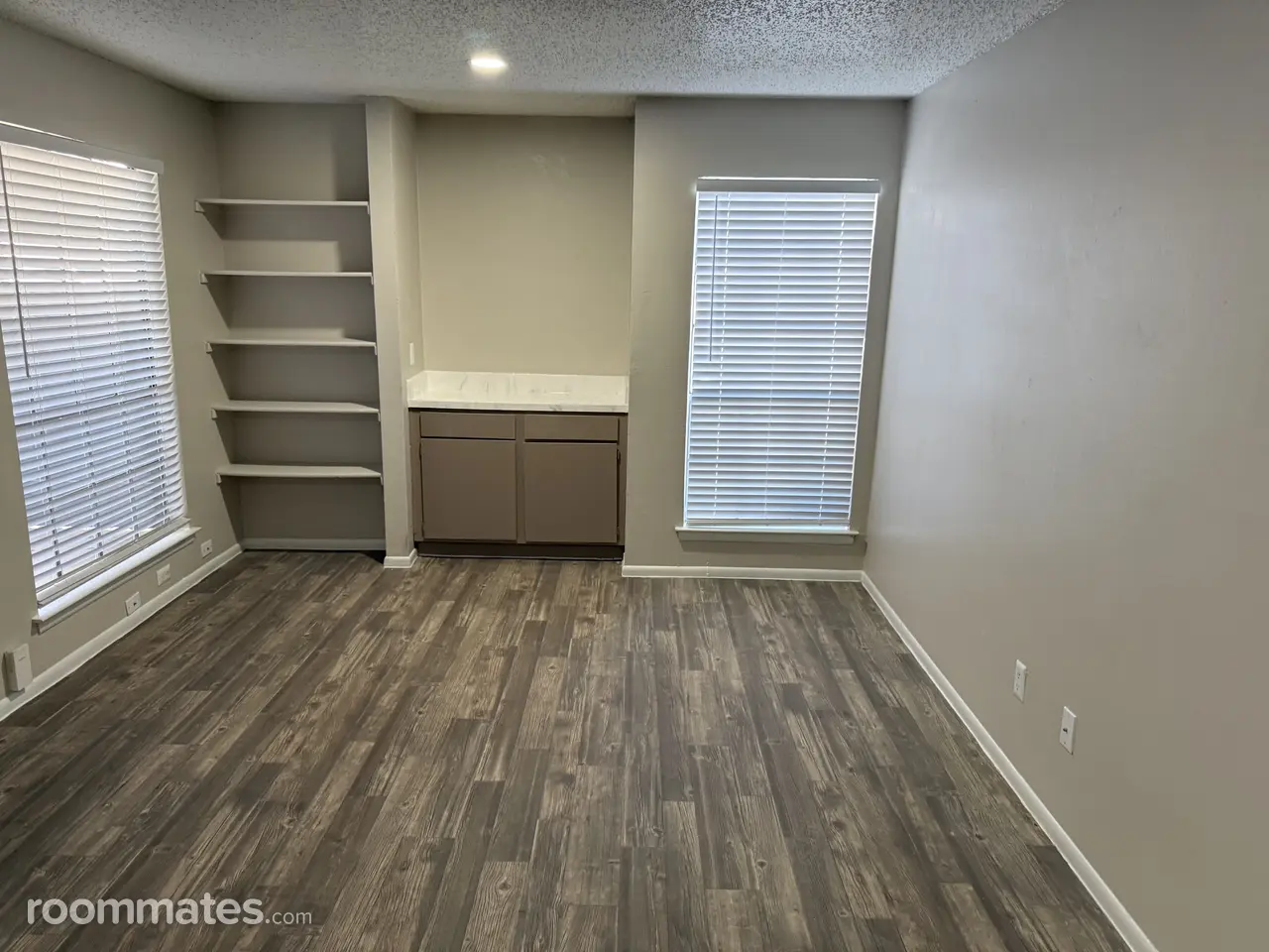 Profile photo 6 of 9