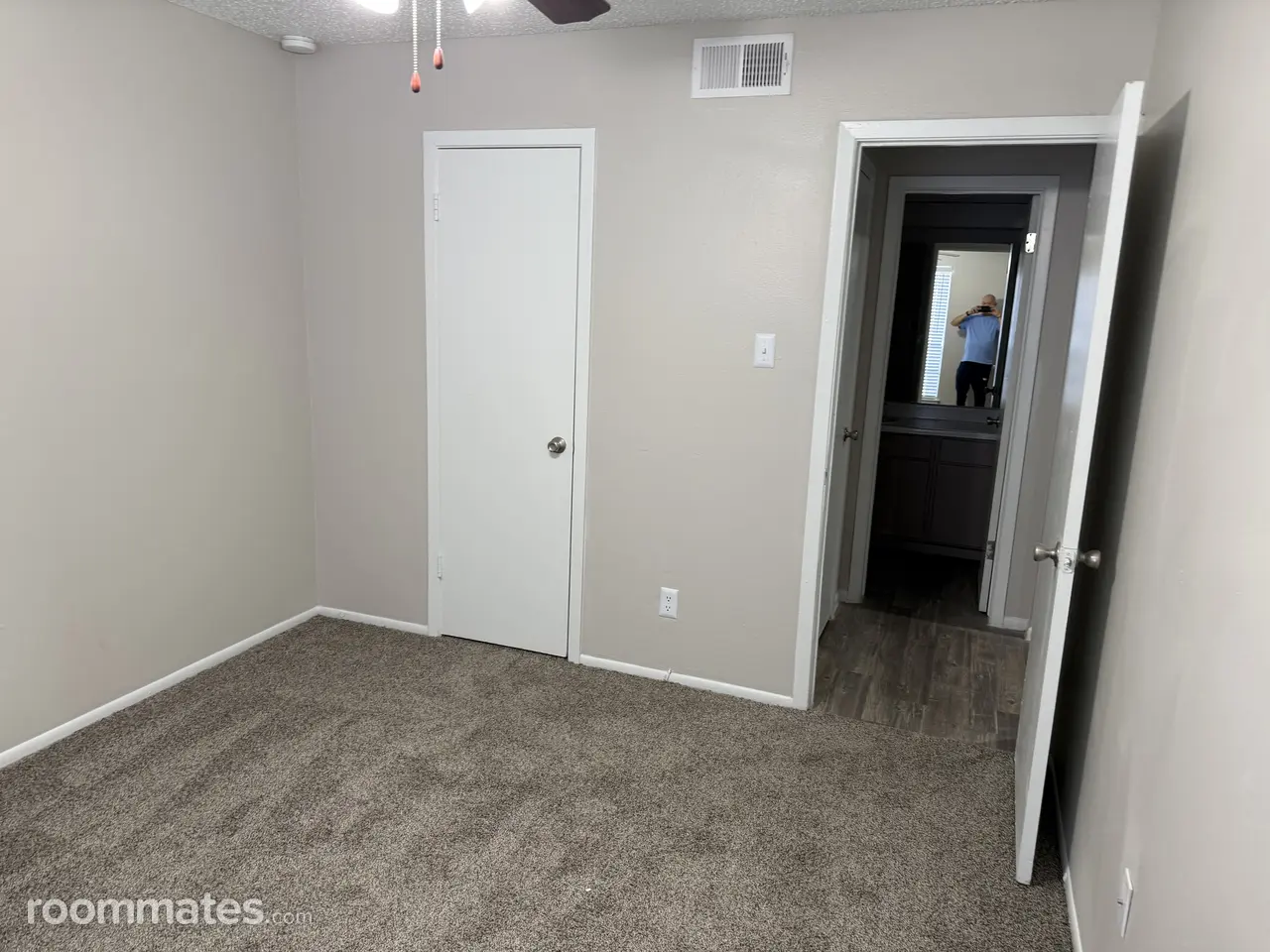 Profile photo 5 of 9