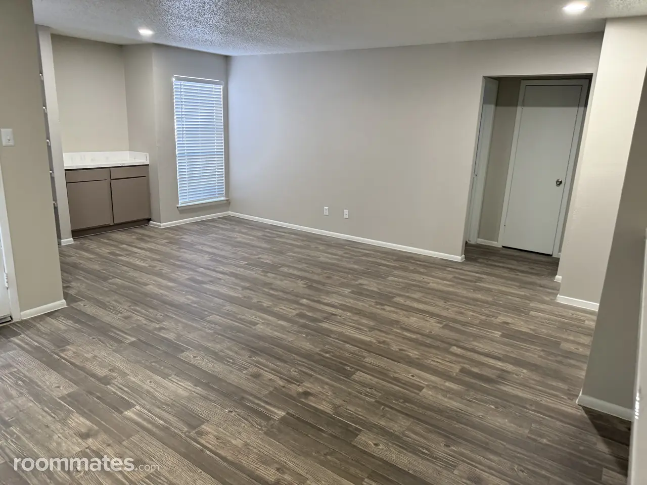 Profile photo 7 of 9