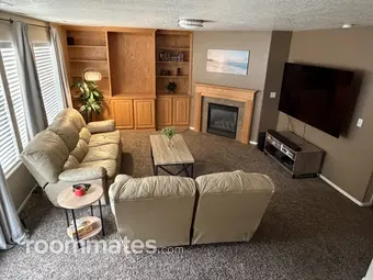 Room for rent in Roy, UT $900, house