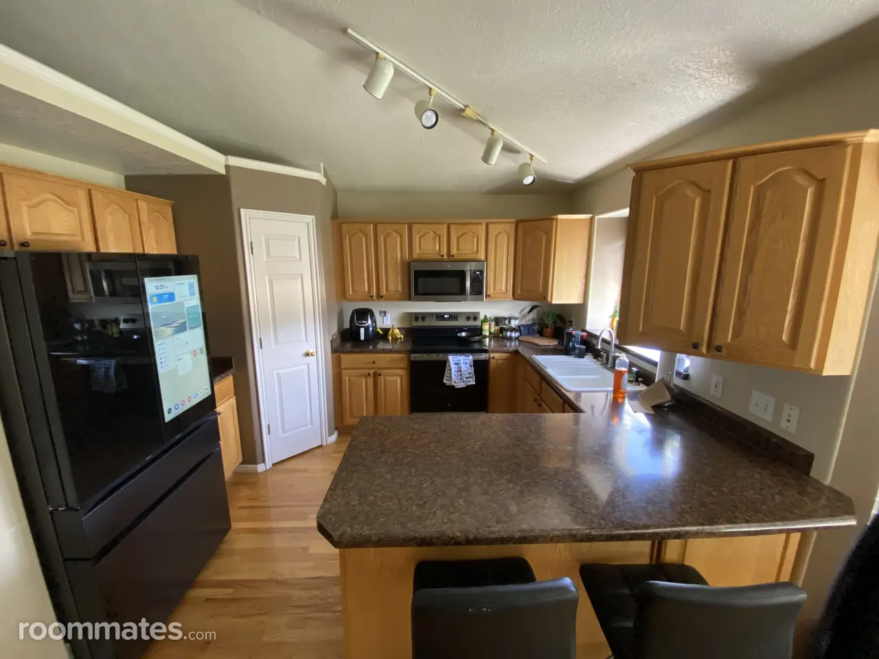 Profile photo 5 of 8