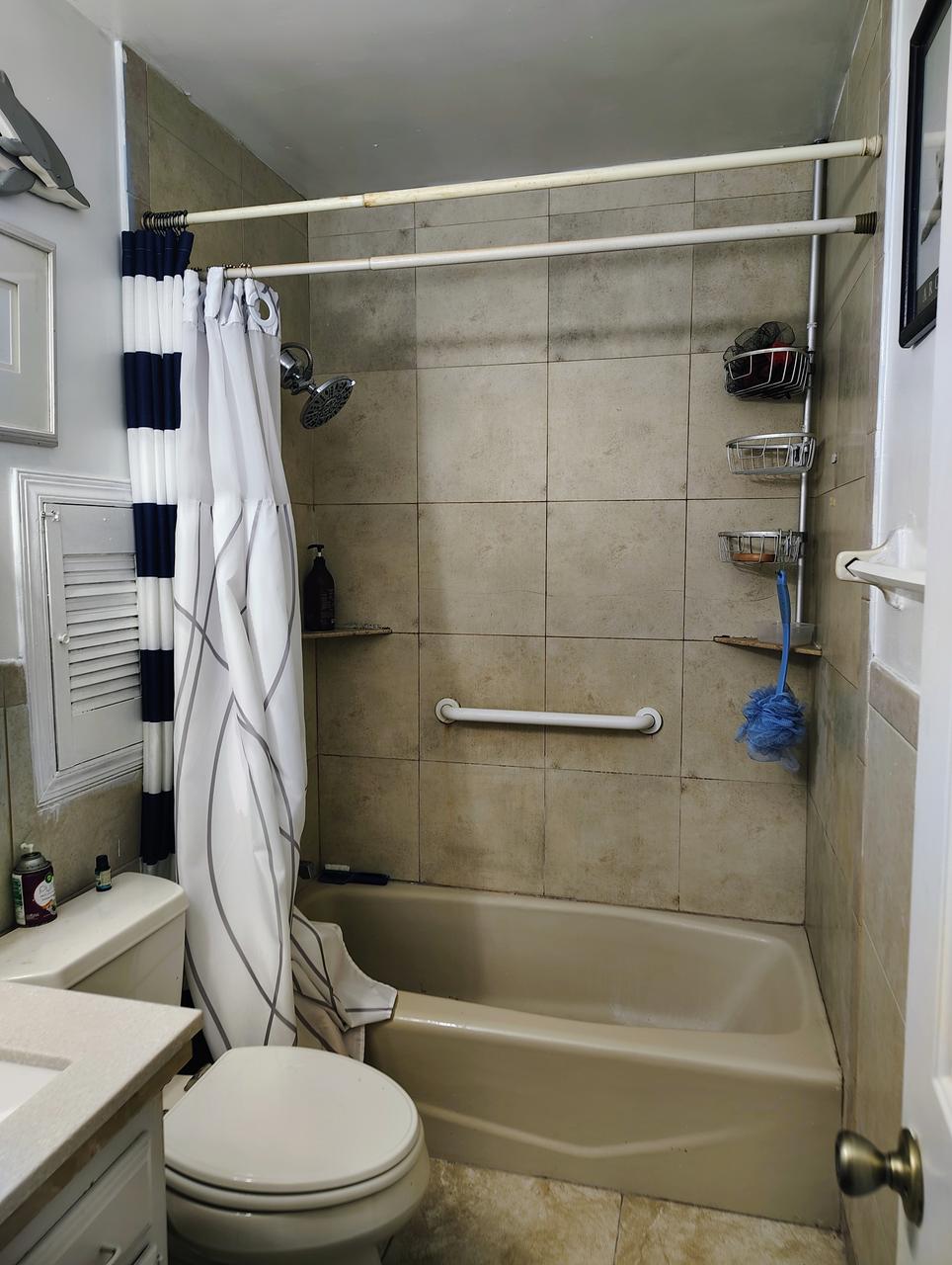 Profile photo 4 of 9