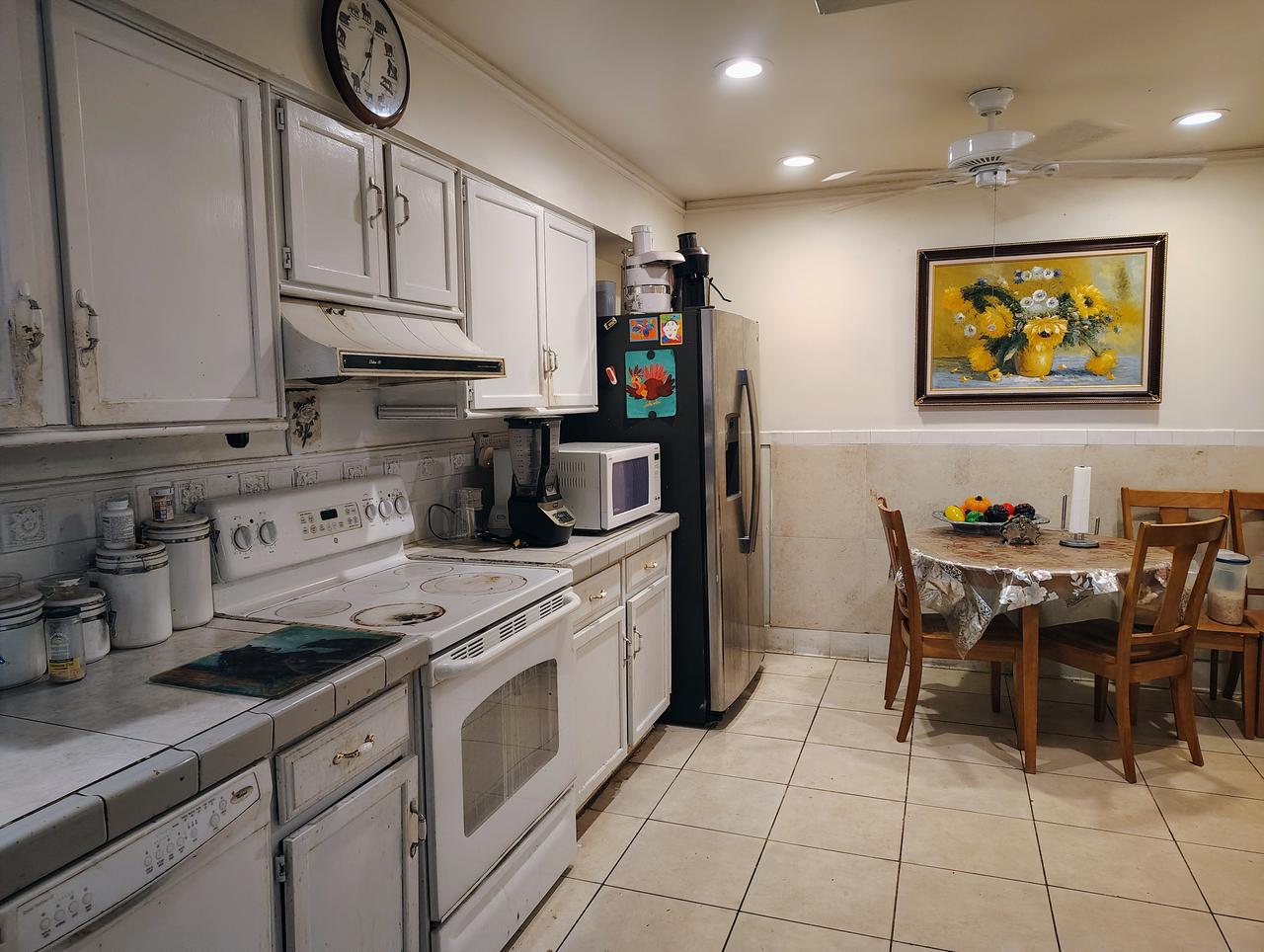 Profile photo 2 of 9