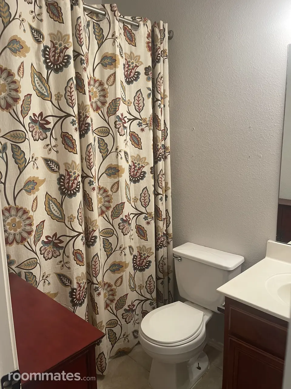 Profile photo 3 of 4