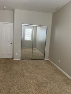 Room for rent in Oxnard, CA $1300, townhouse