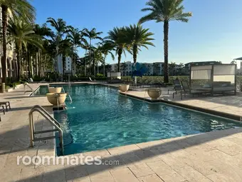Room for rent in Doral, FL $1200, condo