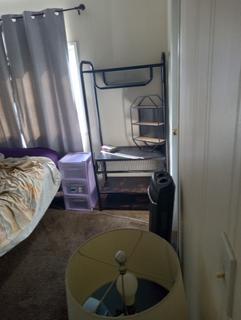 Room for rent in Stockton, CA $850, house
