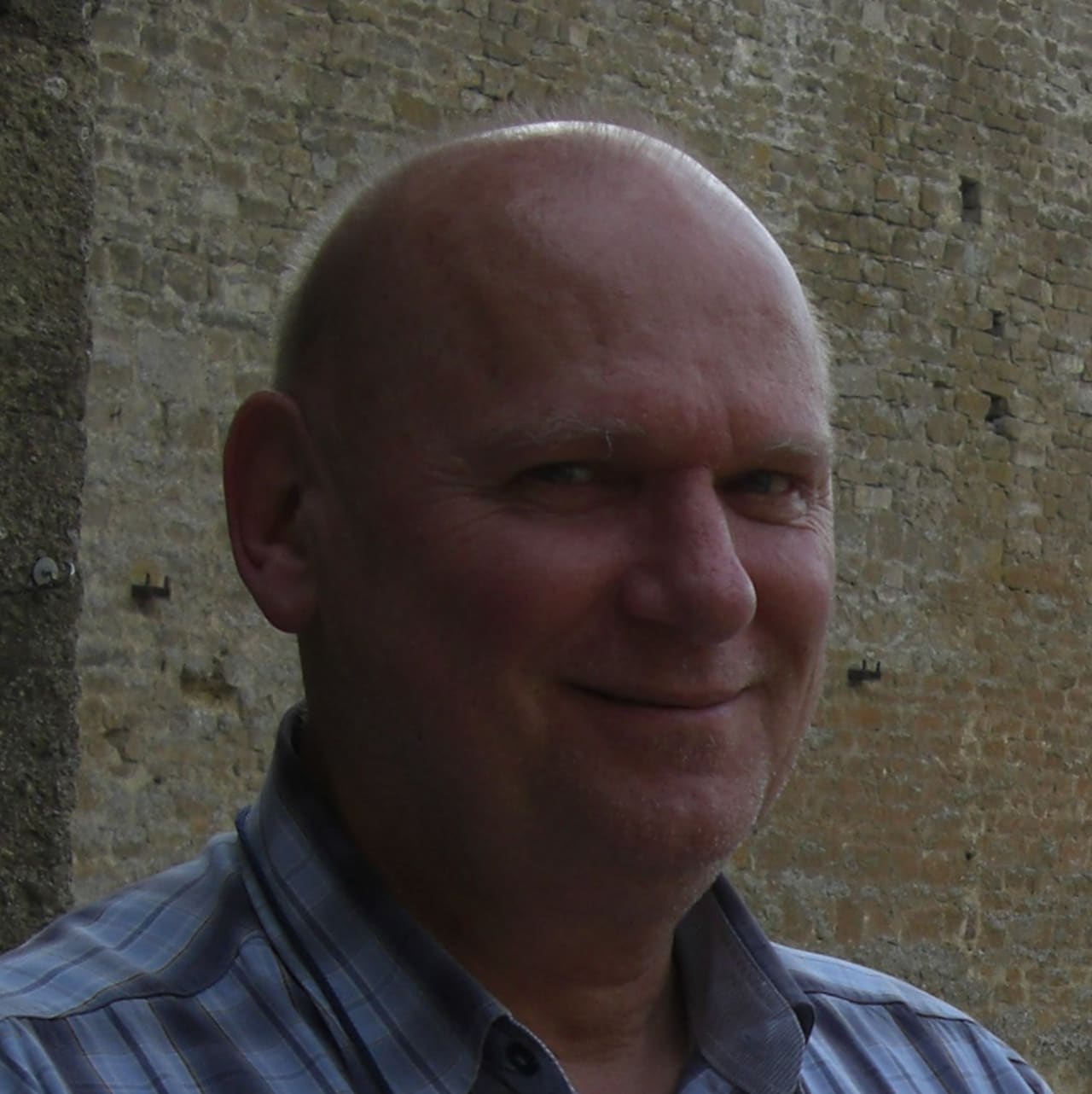 Profile photo 1 of 2