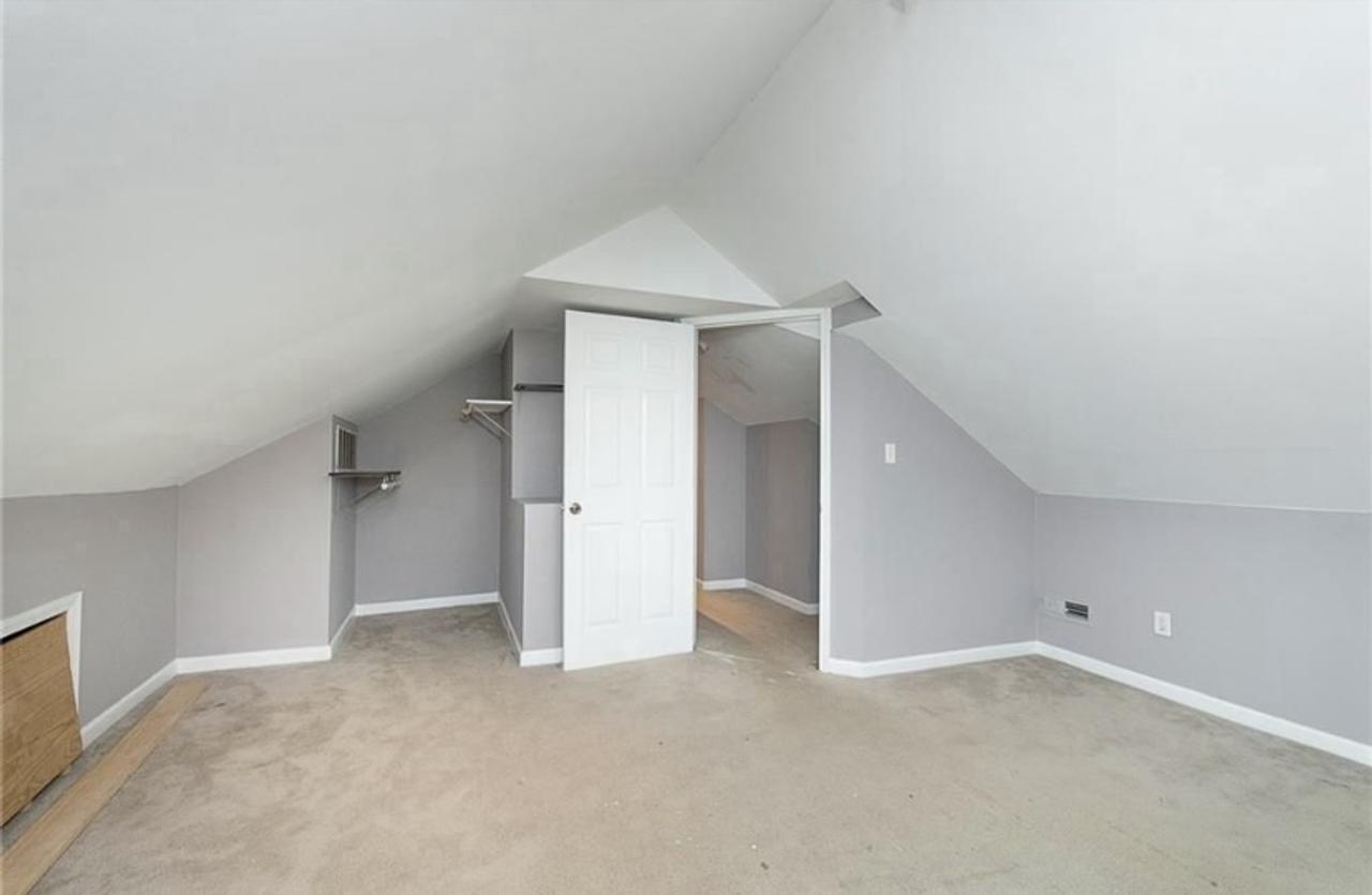 Profile photo 1 of 19