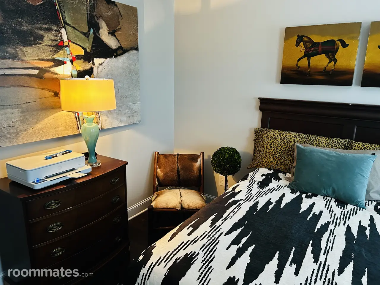 Profile photo 1 of 9