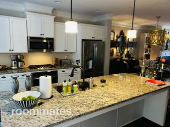 Room for rent in Atlanta, GA $1250, townhouse