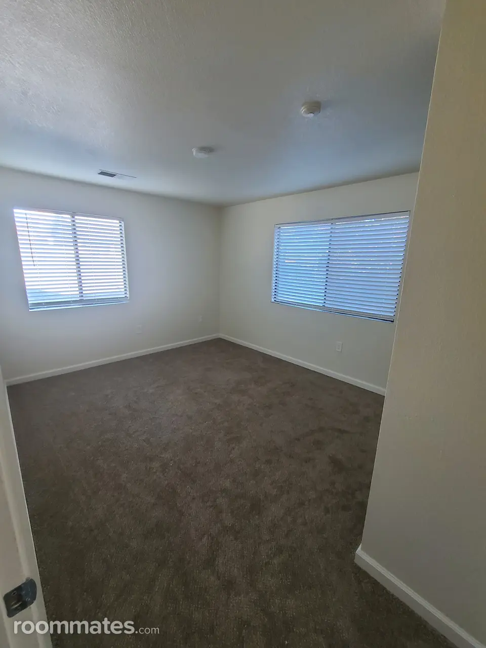 Profile photo 4 of 8