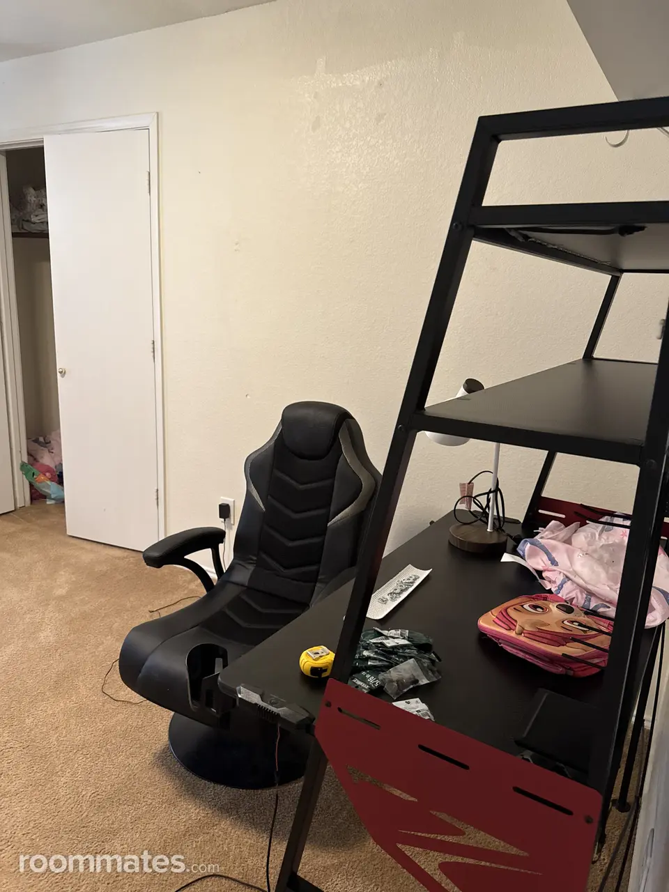 Profile photo 1 of 4