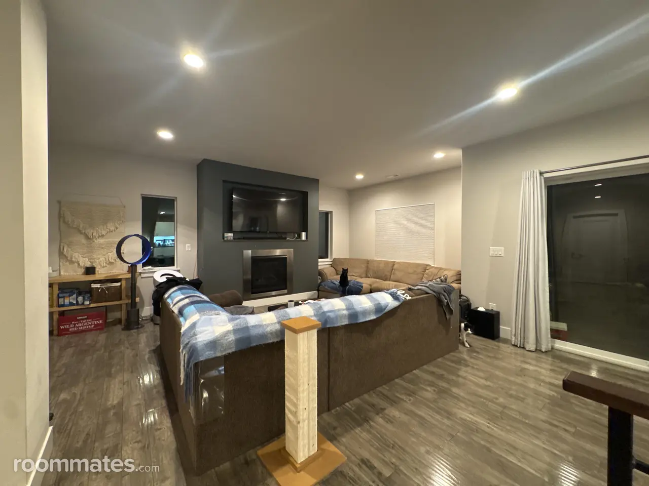 Profile photo 8 of 9