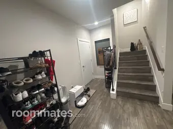 Room for rent in Kent, WA $800, house