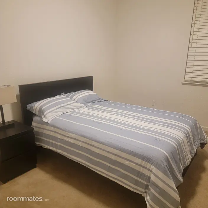 Room for rent in West Sacramento, CA $1250, house