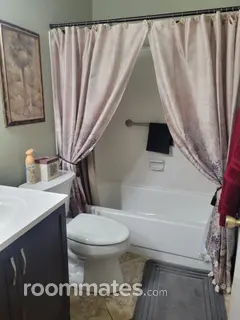 Room for rent in Scottsdale, AZ $800, house