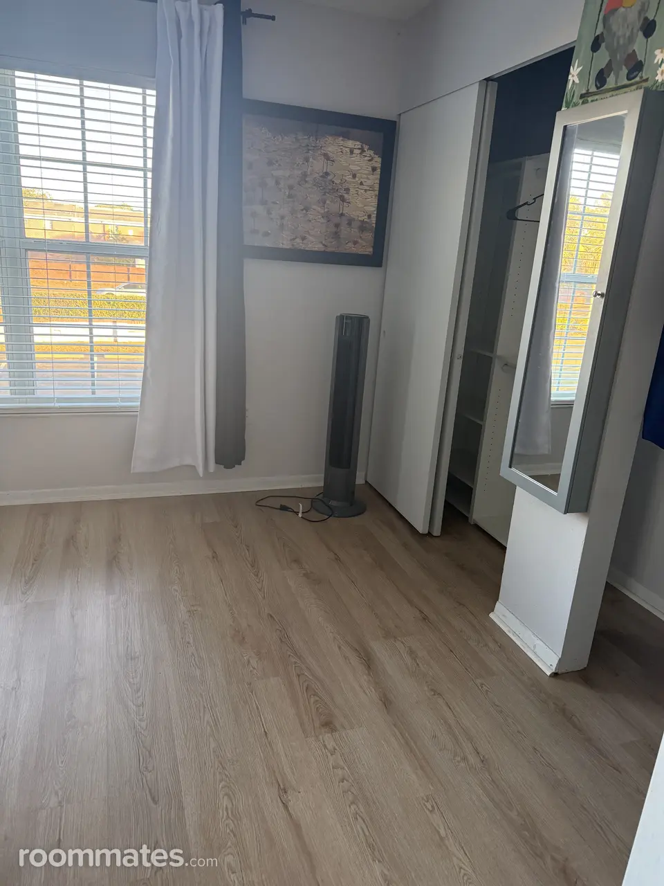 Profile photo 3 of 7