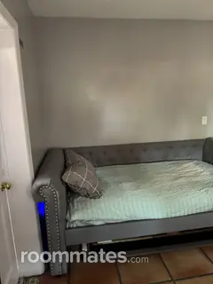 Room for rent in Clearwater, FL $1000, house