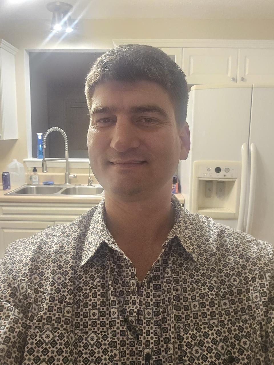 Profile photo 5 of 5