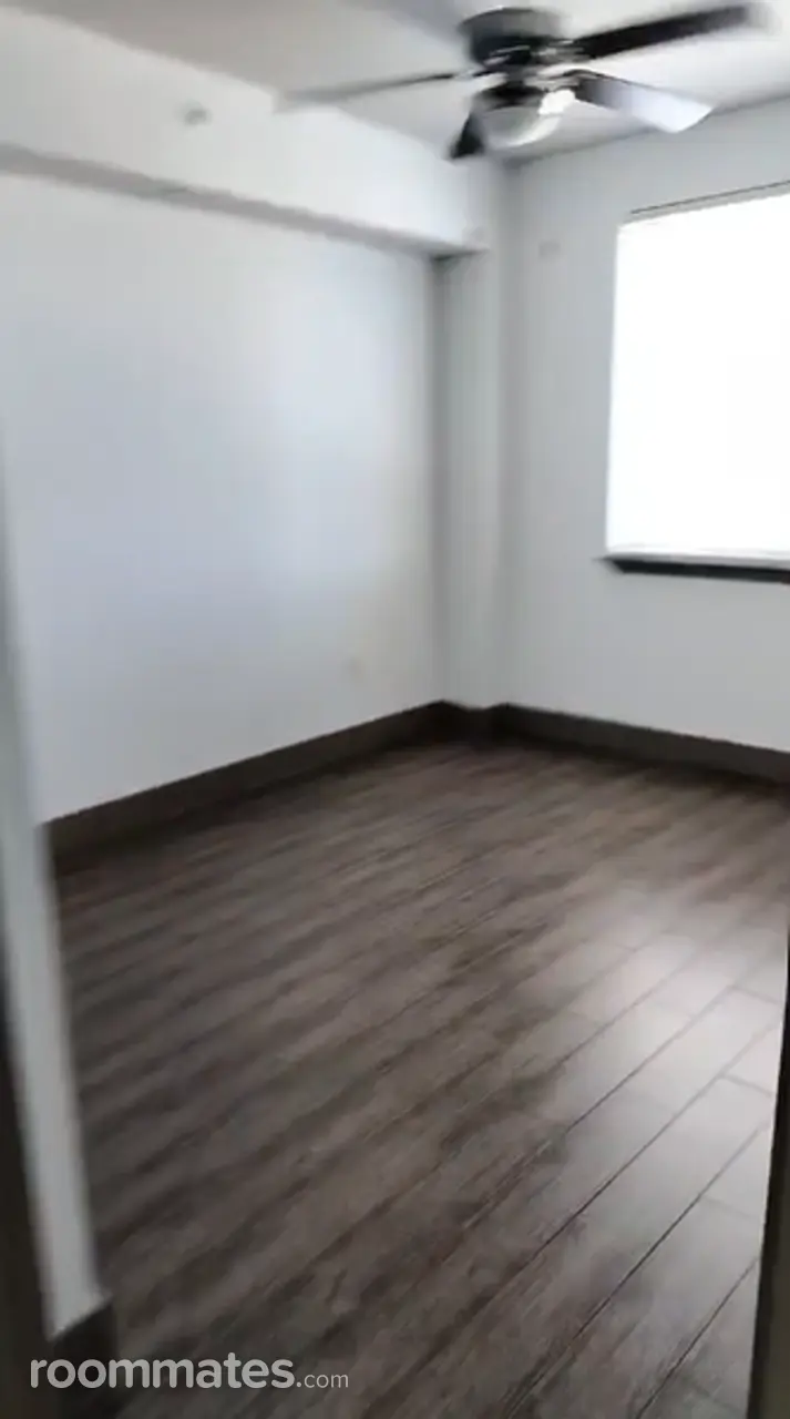 Profile photo 5 of 8