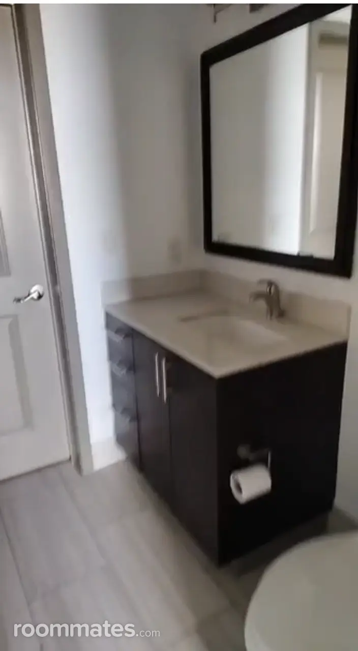 Profile photo 3 of 8