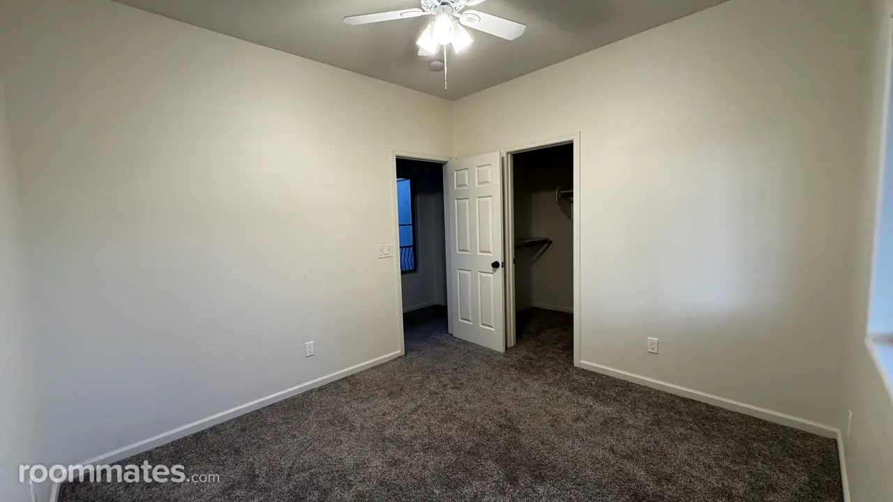 Profile photo 2 of 10