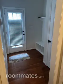 Room for rent in Chapel Hill, NC $800, house