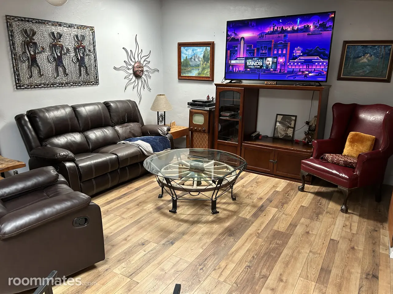 Profile photo 4 of 19