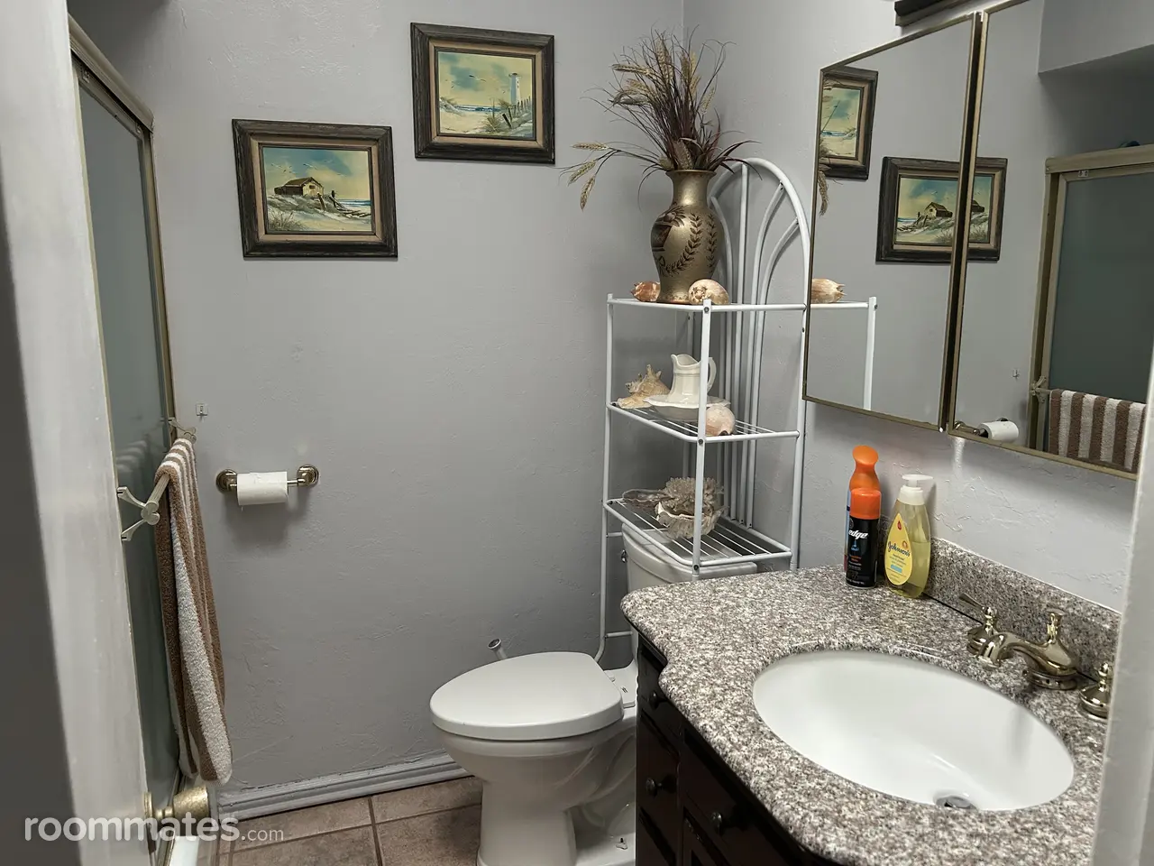 Profile photo 3 of 19