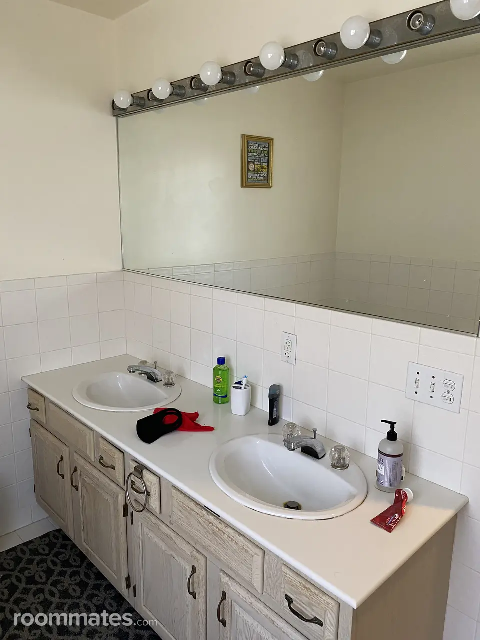 Profile photo 6 of 9