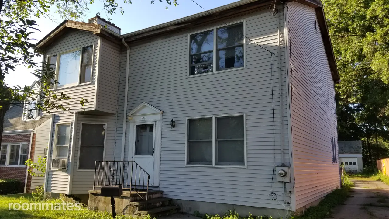 Profile photo 1 of 9