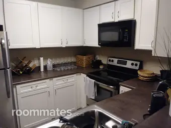 Room for rent in Mill Creek, WA $800, apartment