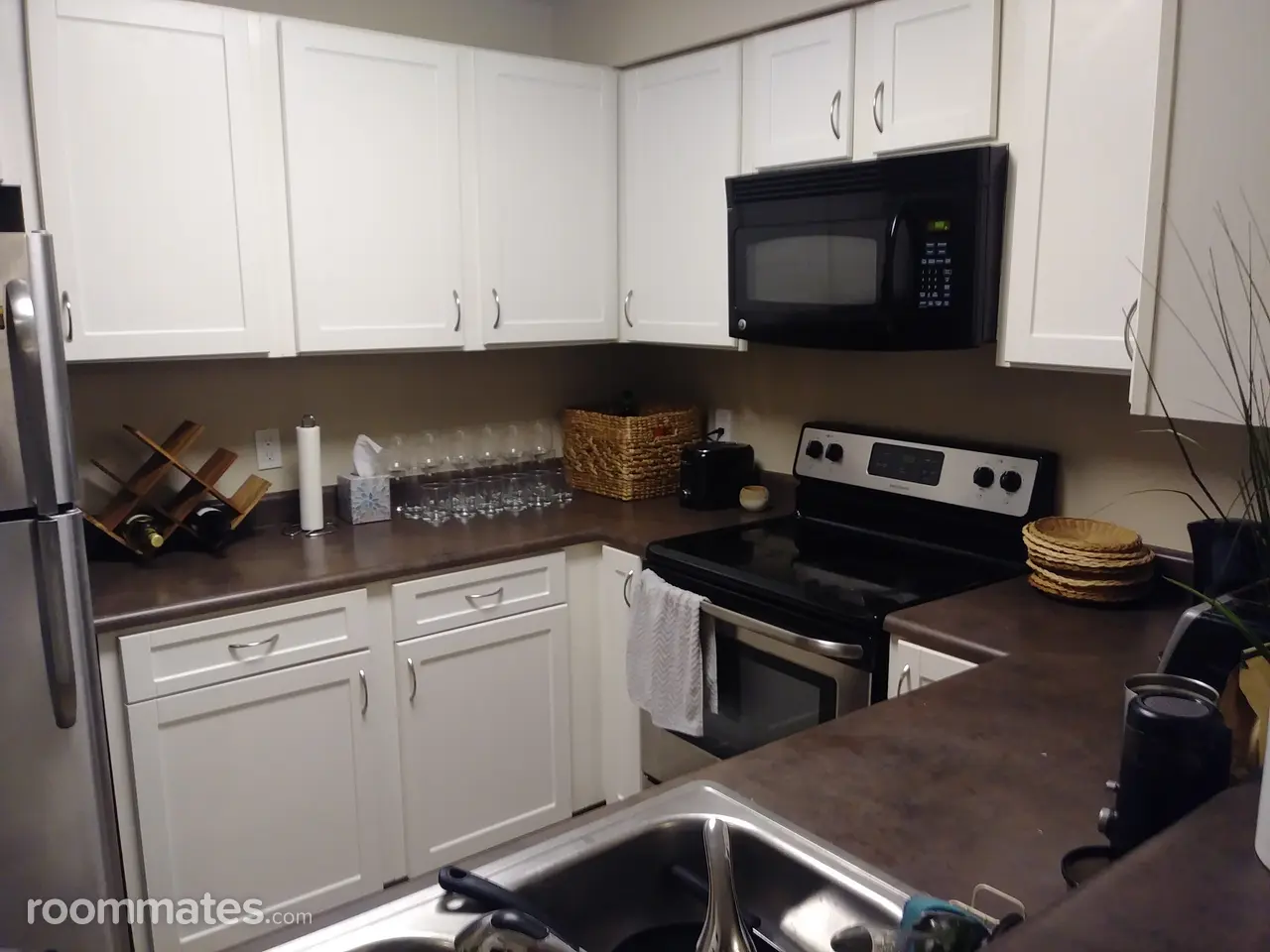 Profile photo 1 of 6