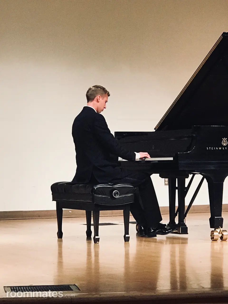 Profile photo 5 of 6