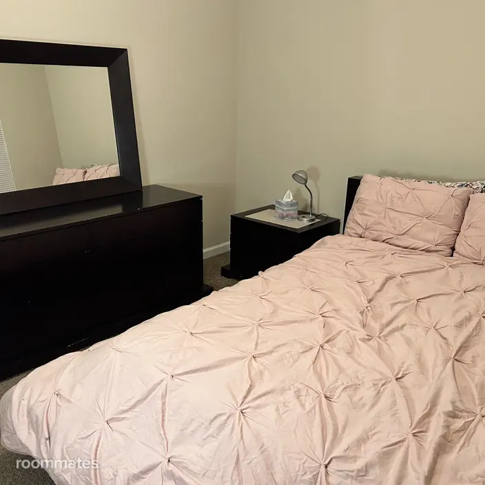 Room for rent in Charlotte, NC $800, house