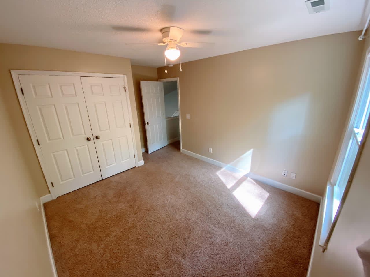 Profile photo 8 of 11