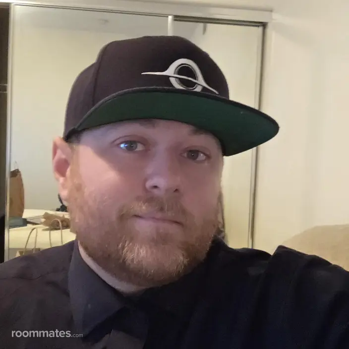 Roommate looking La Habra, CA, $900