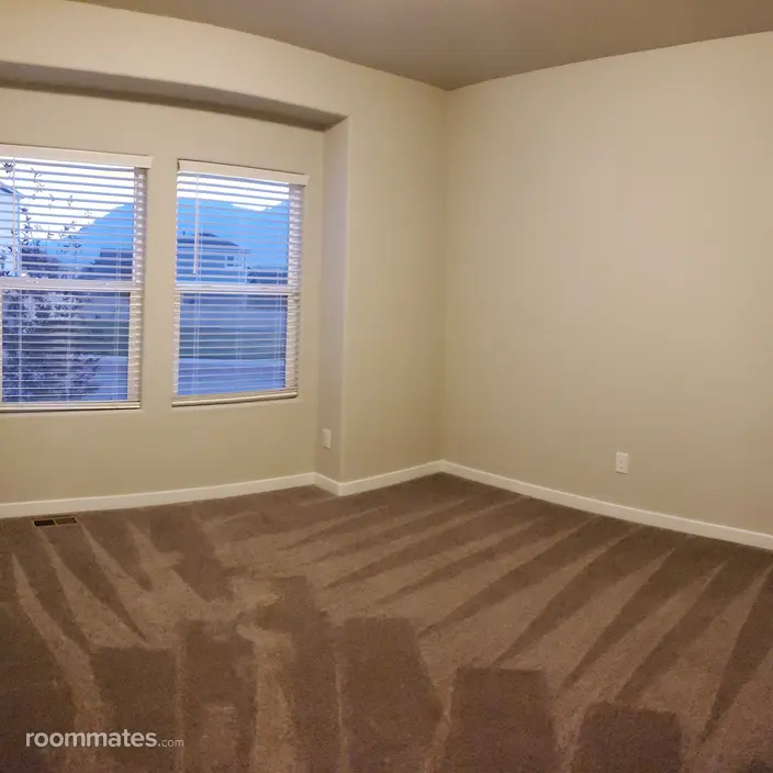 Room for rent in Colorado Springs, CO $1050, house