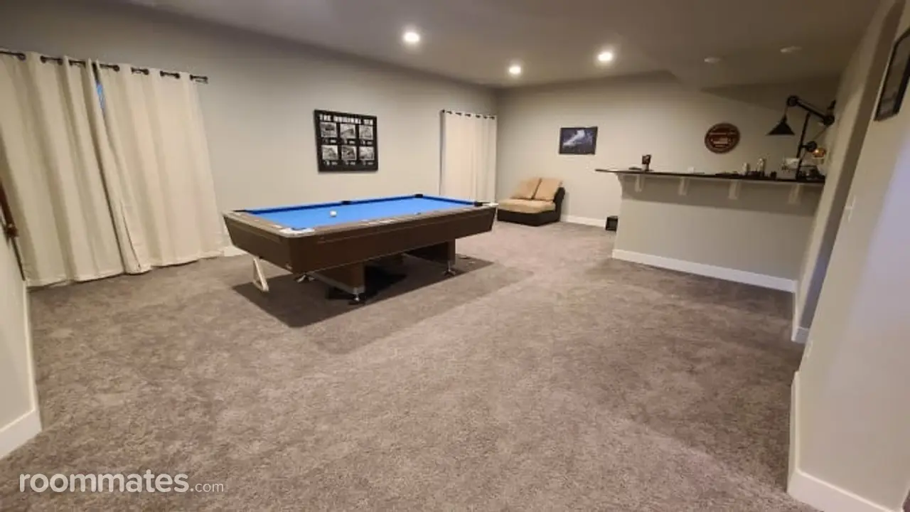 Profile photo 19 of 21