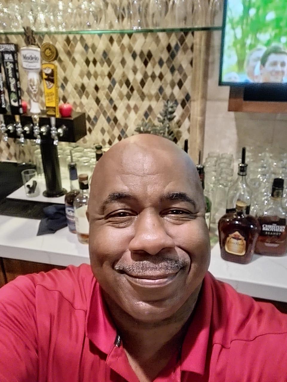 Profile photo 9 of 9