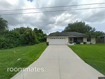Room for rent in North Port, FL $900, house