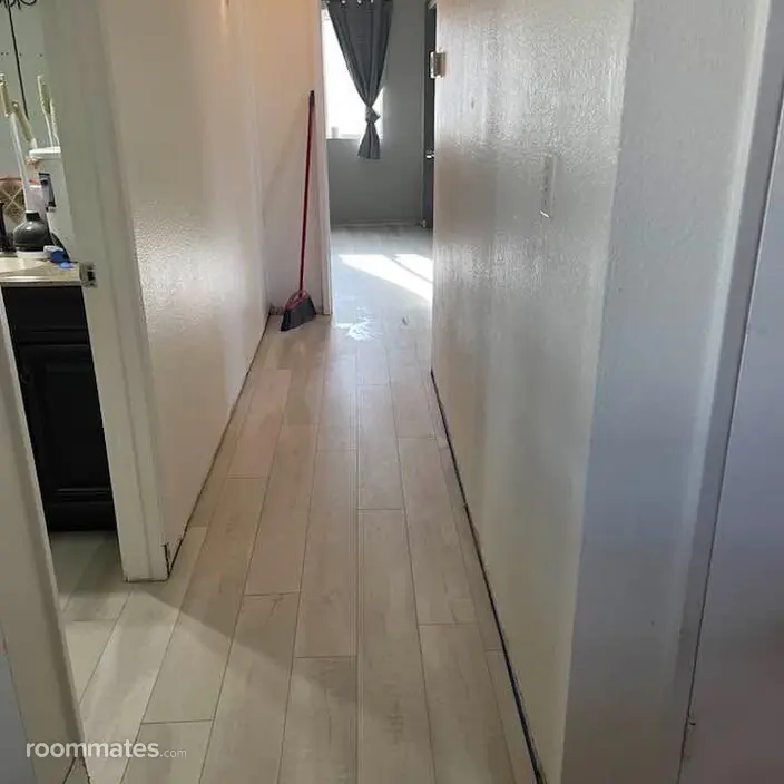 Room for rent in Glendale, AZ $900, house