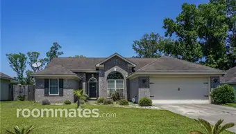 Room for rent in Savannah, GA $800, house