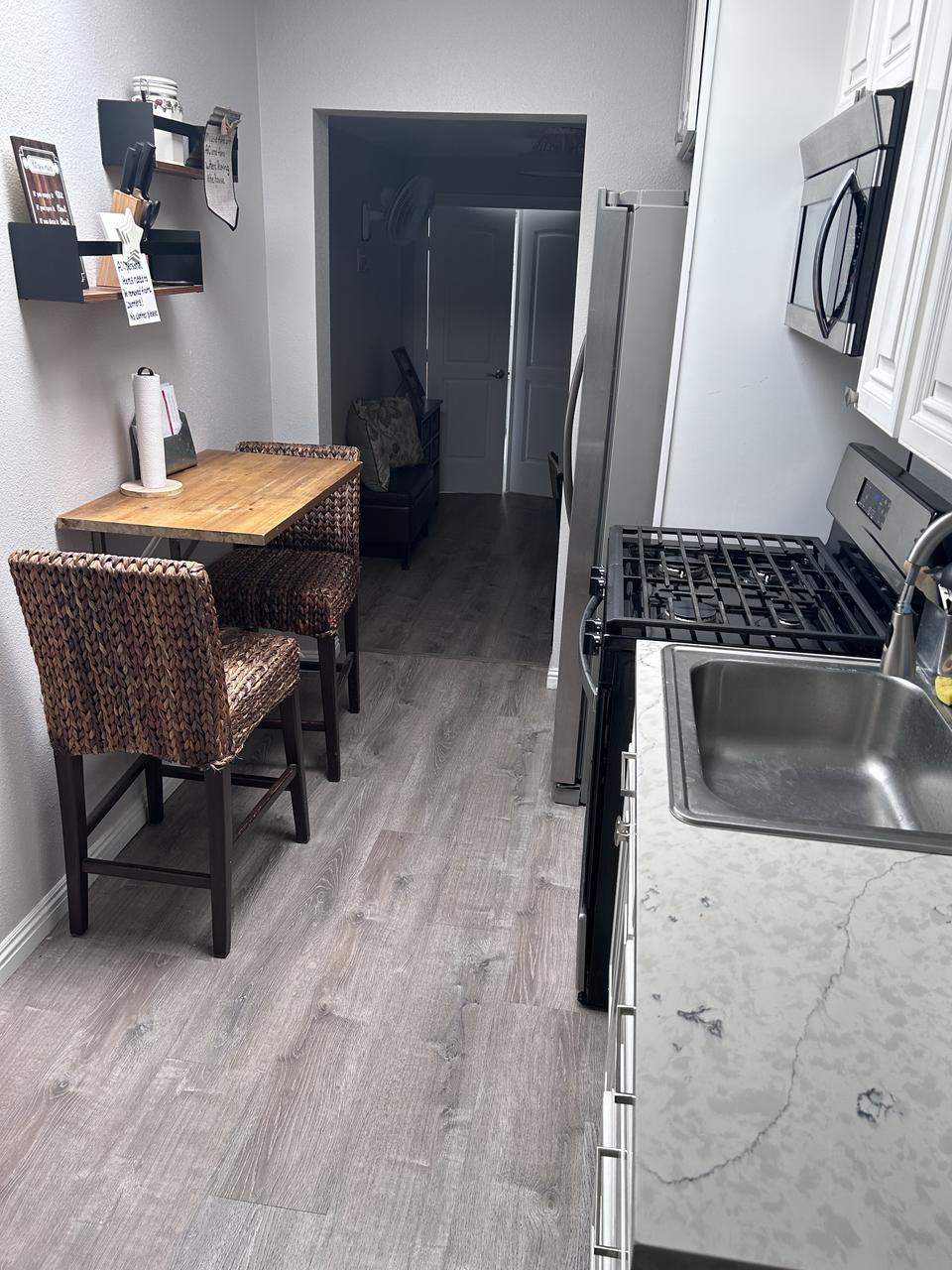 Profile photo 10 of 11