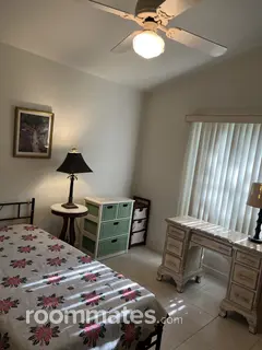 Room for rent in Naples, FL $850, house