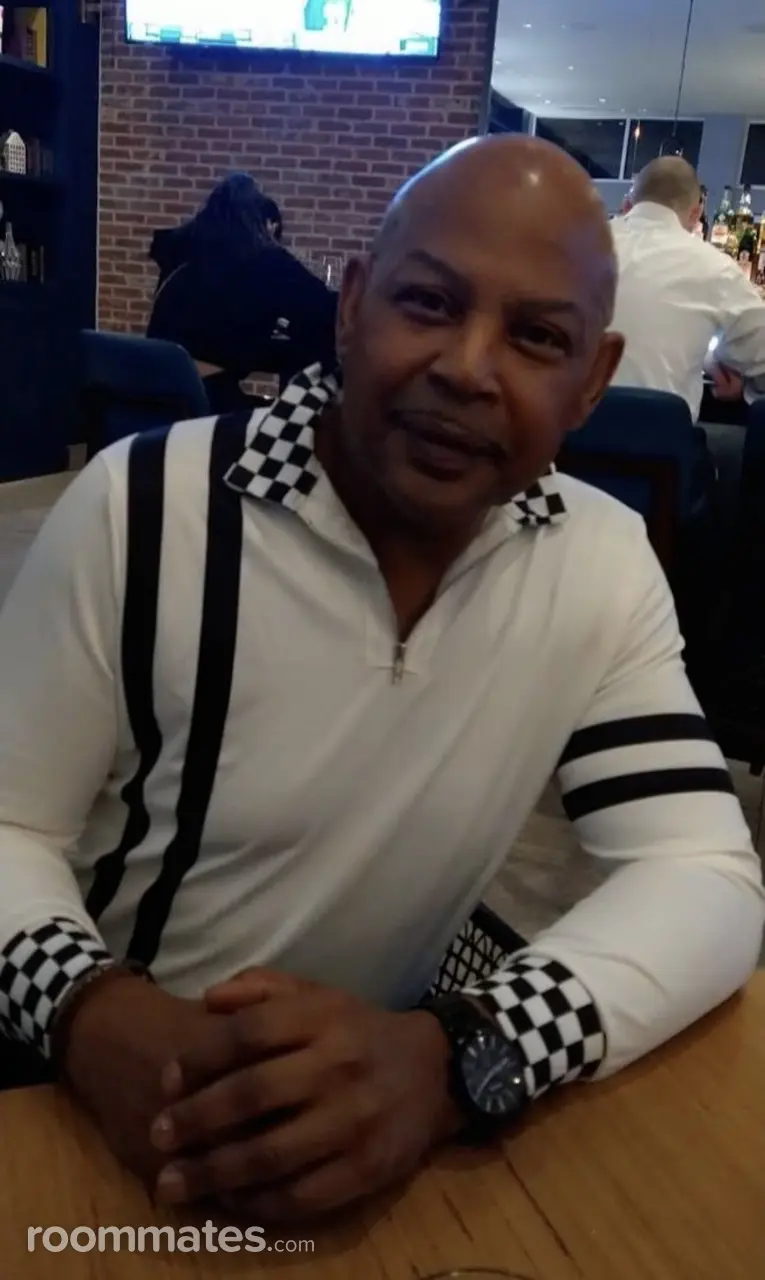 Profile photo 2 of 6