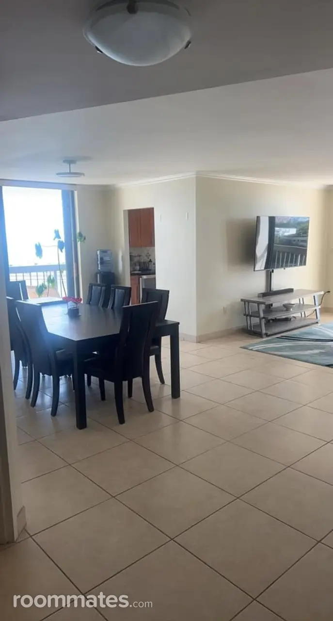 Profile photo 8 of 9