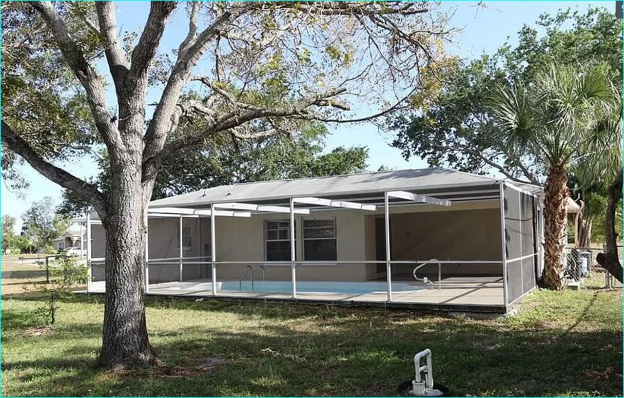 Profile photo 2 of 7